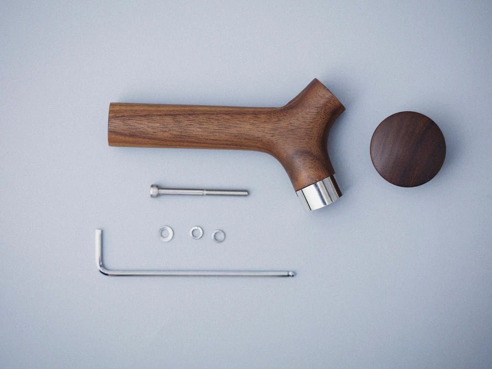 Stagg Wooden Handle and Lid Pull Kit (Stagg 専用、取替木製ハンドル + フタ取手) - Fellow - コーヒー器具 - BRUE COFFEE